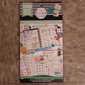 Happy planner stickers - Essential Planning